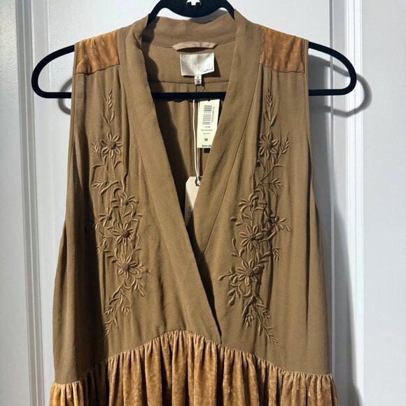 Vintage Aritzia Silk & Velvet Embroidered Dress – NWT – $245 Original - Picture 8 of 9